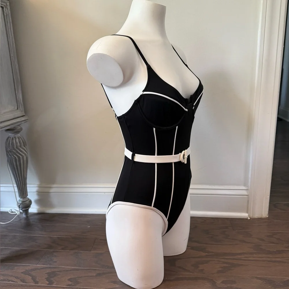 New! Solid & Striped The Veronica Blackout One Piece Swimsuit Small